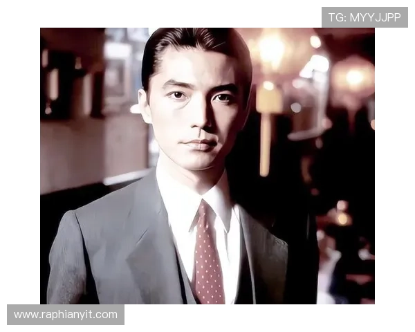 尊龙铠时 人生就是搏：在风雨中坚持不懈，彰显人生的坚韧与勇气