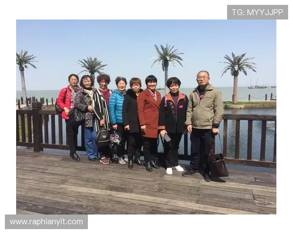 老哥俱乐部:探索兄弟之间的互助与成长,组织多样化的交流与娱乐活动,营造温馨的兄弟之家 老哥俱乐部:探索兄弟之间的互助与成长,组织多样化的交流与娱乐活动,营造温馨的兄弟之家